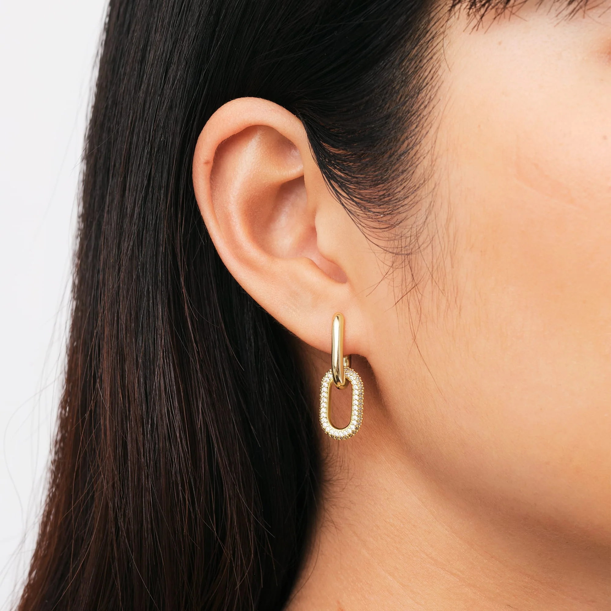 Crystal Link Earrings Gold - Image 2