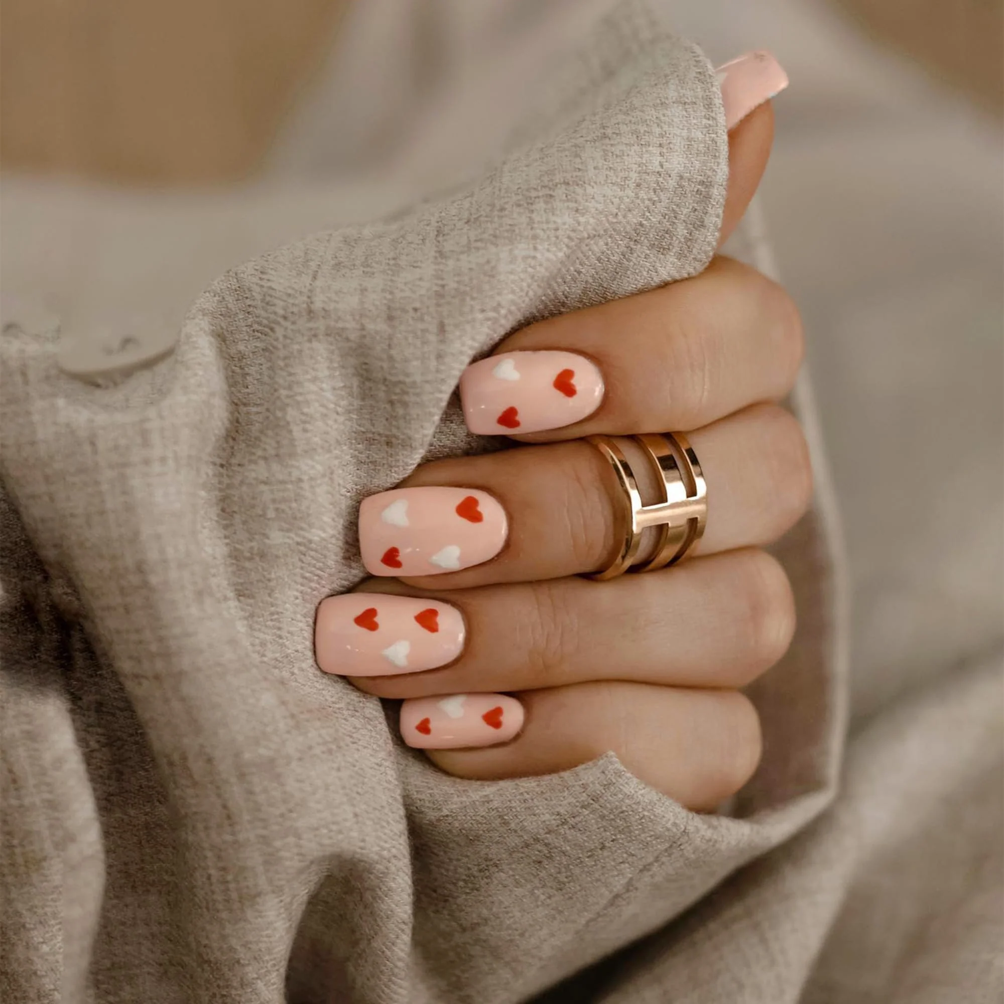 Elan Triad Ring Rose Gold - Image 5